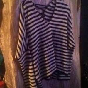 Woman's size L sweater